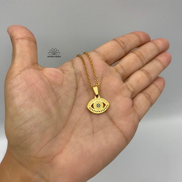 Evil Eye Necklace | Gold Plated Stainless Steel - Picture 5 of 10